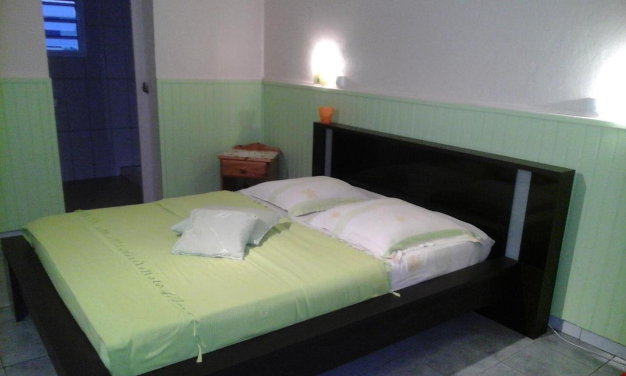 Petite Fleur De Lentilles Bed & Breakfast Cilaos Exterior foto