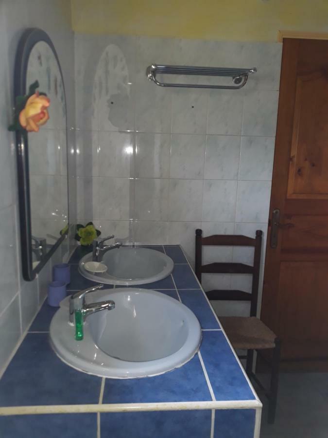 Petite Fleur De Lentilles Bed & Breakfast Cilaos Exterior foto